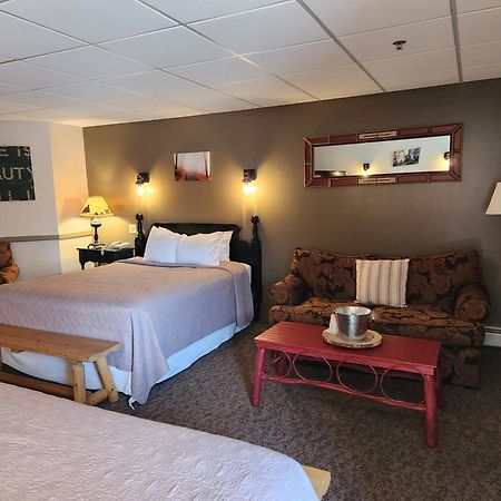 The Common Man Inn, Spa & Lodge 플리머스 외부 사진