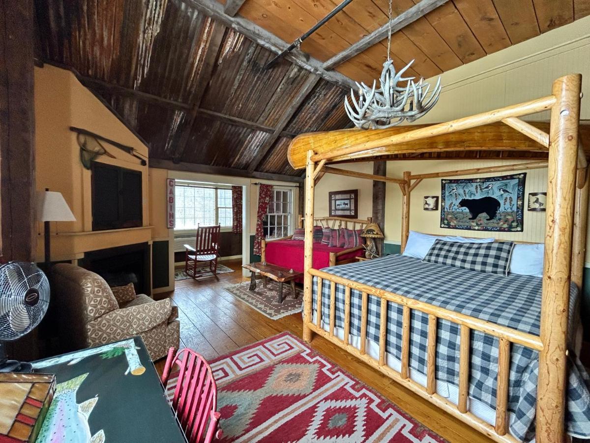 The Common Man Inn, Spa & Lodge 플리머스 외부 사진