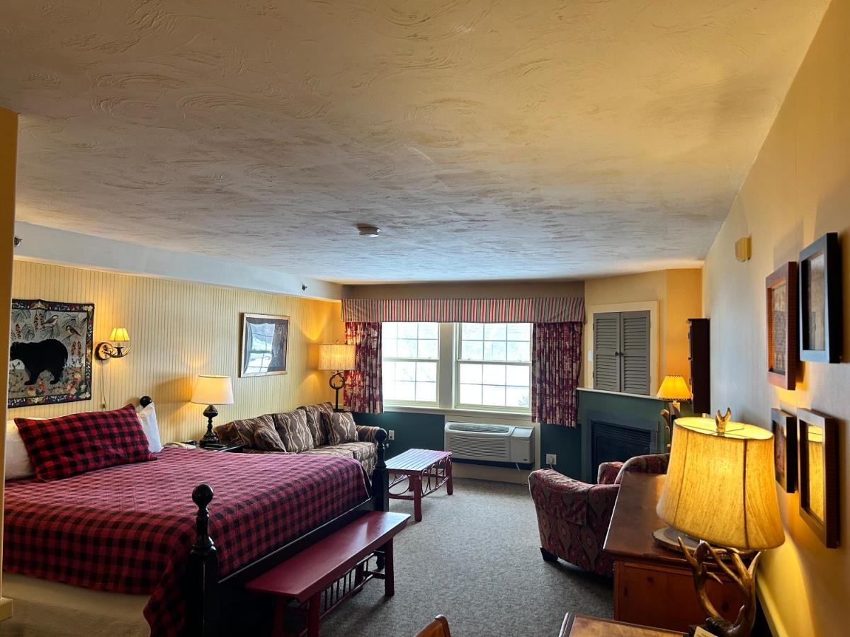 The Common Man Inn, Spa & Lodge 플리머스 외부 사진
