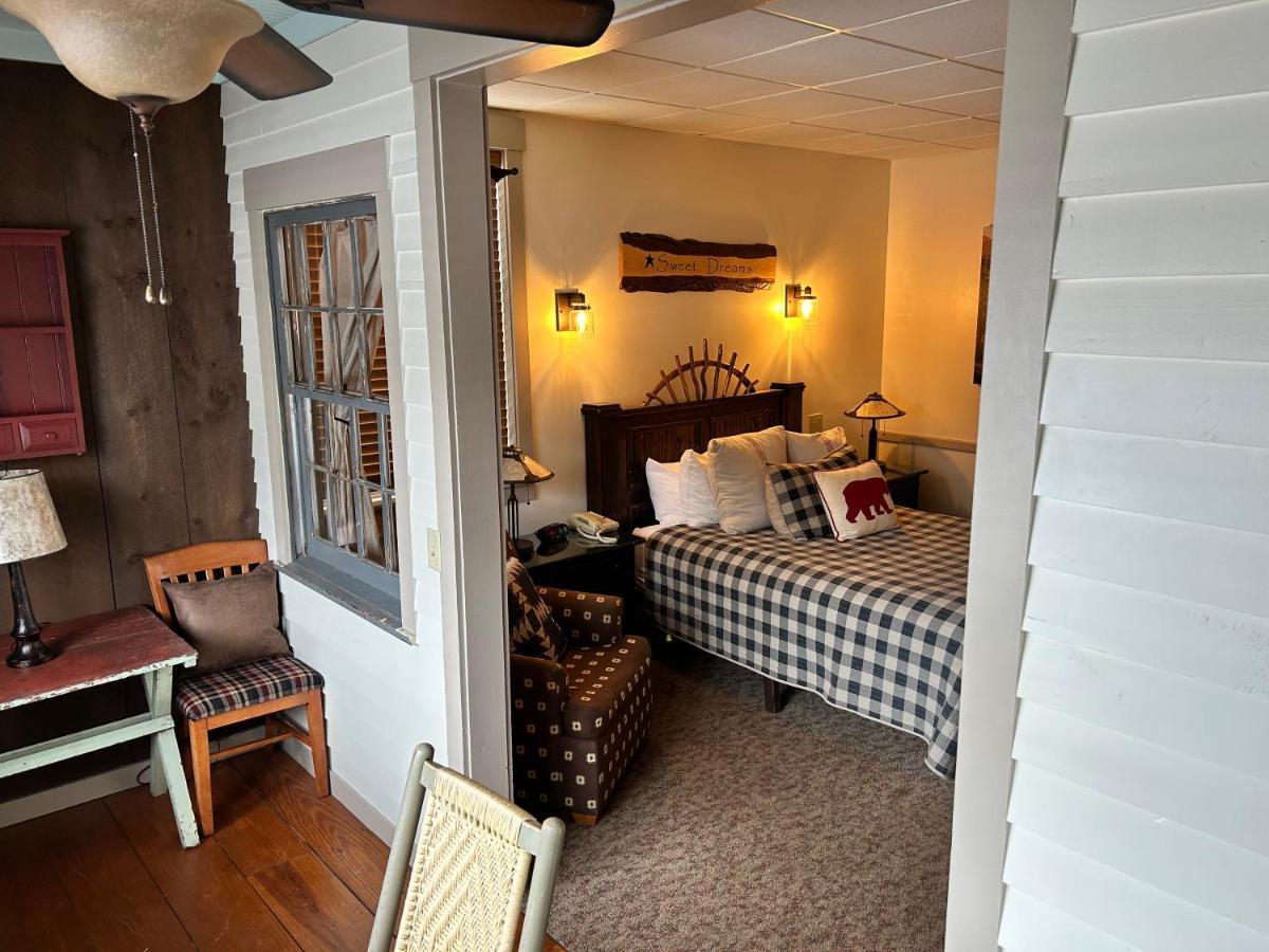 The Common Man Inn, Spa & Lodge 플리머스 외부 사진