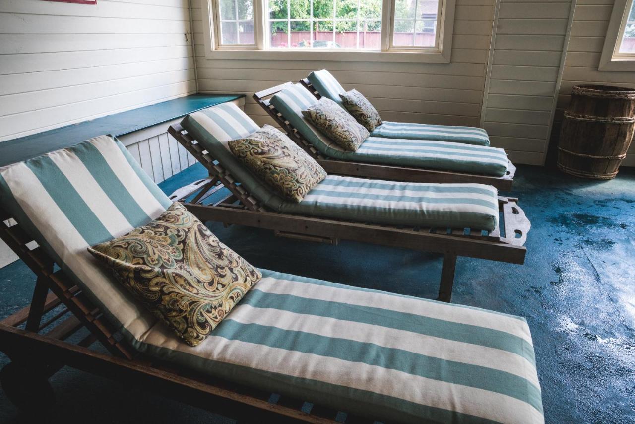 The Common Man Inn, Spa & Lodge 플리머스 외부 사진