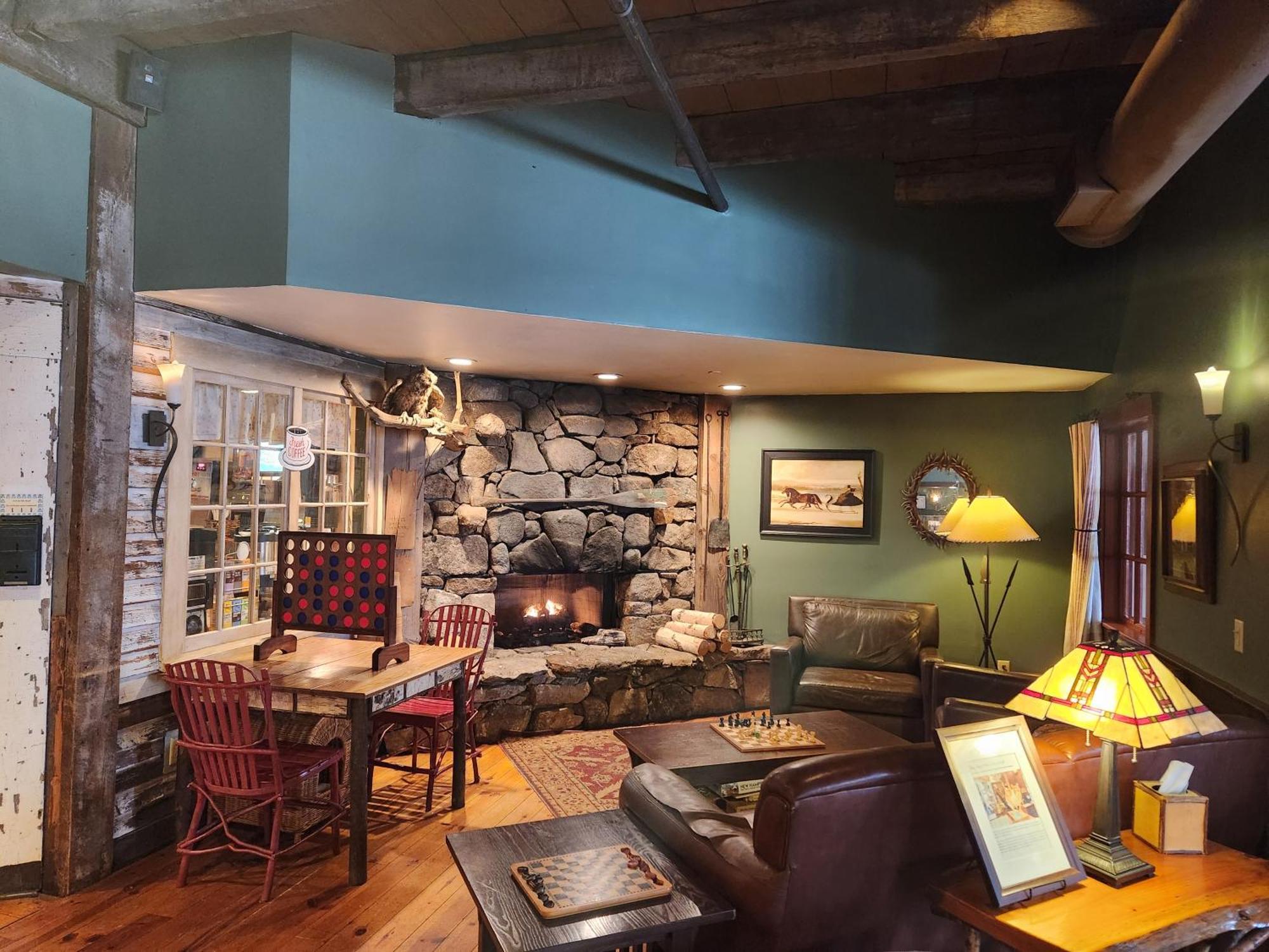 The Common Man Inn, Spa & Lodge 플리머스 외부 사진